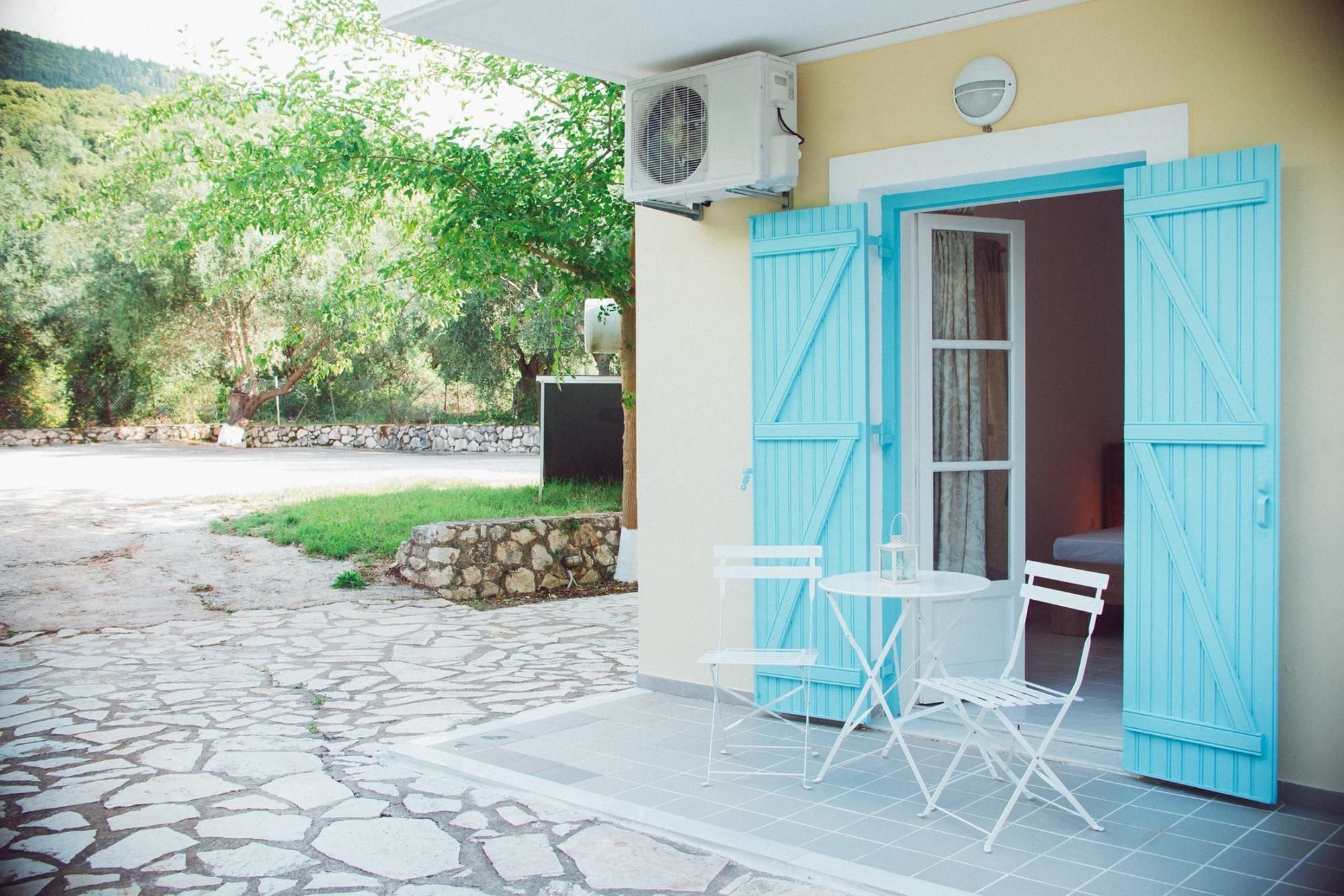 Nerina Studios Agios Nikitas Áyios Nikítas Exterior foto
